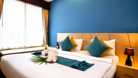 Deluxe Double Room image 3